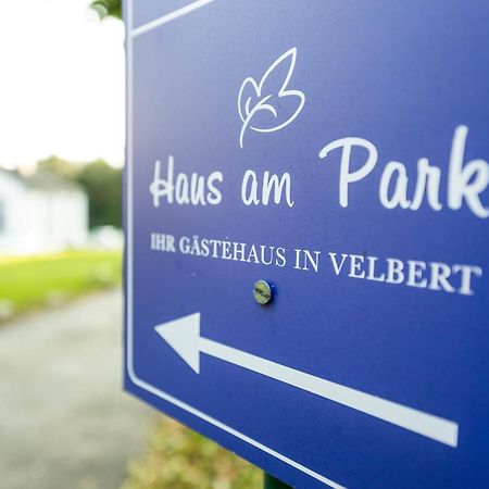 Haus Am Park - Ihr Gaestehaus In Velbert Ngoại thất bức ảnh